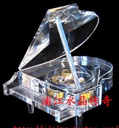 水晶八音盒 以透明音符镌刻永恒祝福